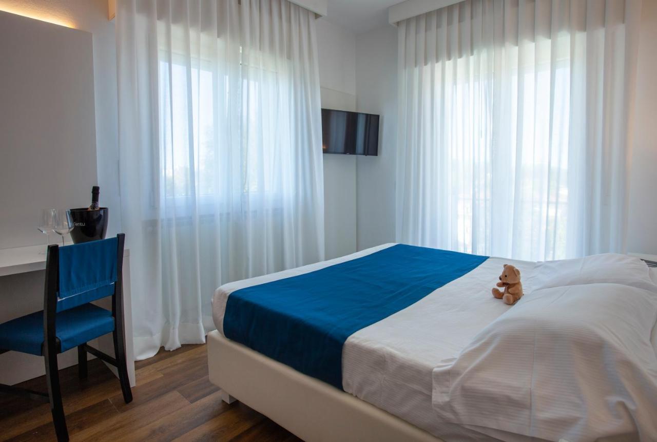 Hotel Tarabella Forte dei Marmi Kültér fotó