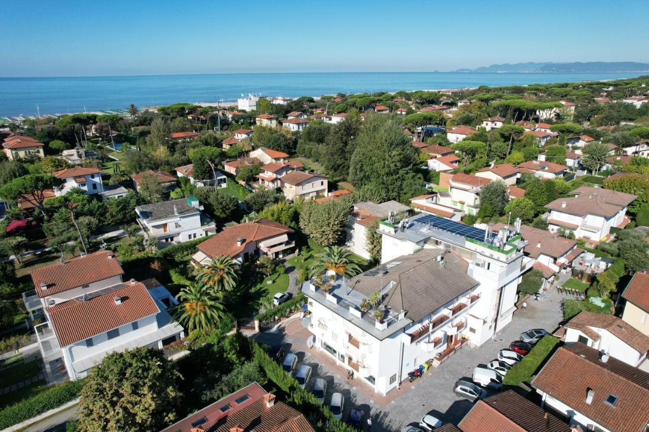 Hotel Tarabella Forte dei Marmi Kültér fotó
